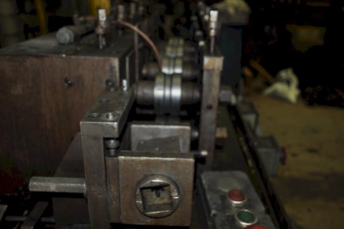 4 Stand, Urafco #M-1-1/4-C, rollformer, 5" roll space, 1.25" shaft diameter, 1.75" vertical adj., 7" - Image 6