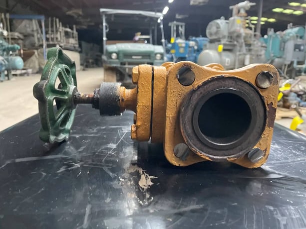 2" Henry Technologies 153B Ammonia Globe Shut-Off Valve - Image 7