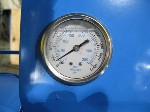30 Ton, 16.25" x 15", upact, 4-post, 8" stroke, 15.7" -18" DL, 5" bore, 120/240v-1 phase, #99/#102 - Image 5