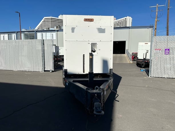 264 KW Multiquip Power #DCA300, mobile diesel generator, multi-voltage, 7238 hours, 2006 - Image 4
