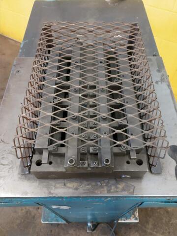 16" T-Drill / UTE " Straight-O-Matic #250, blade & part corrective straightener, 3/4 HP - Image 5