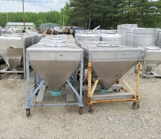 140 gallon Mueller, Stainless Steel portable powder totes, 6" discharge butterfly valves - Image 4