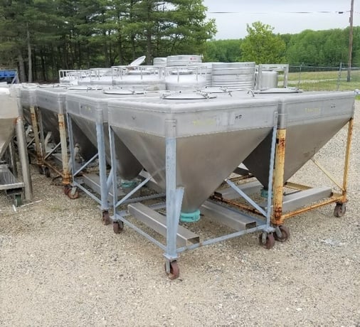 140 gallon Mueller, Stainless Steel portable powder totes, 6" discharge butterfly valves - Image 5