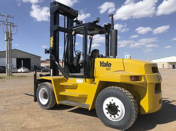 19000 lb. Yale #GDP190, forklift, 212" lift height, 8' forks, Perkins 6 cyl engine, diesel fuel, solid tires - Image 3