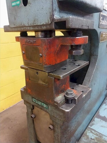 Scotchman #9012, hydraulic ironworker, 90 ton, 5 HP, foot pedal controls, 1996 - Image 7