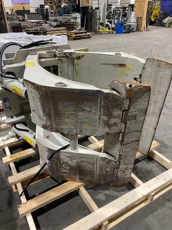 Cascade #90F-RCS, 60" dia. roll clamp - Image 1