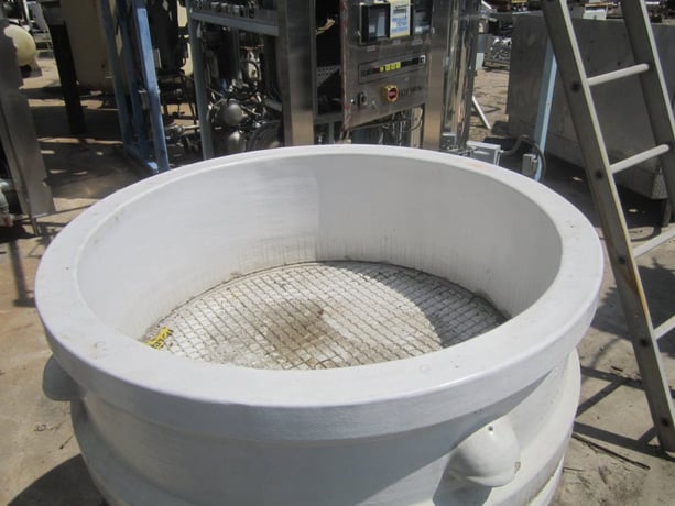 White #P-55, Ceramic Vacuum Bed Filter, 36" diameter x 13" lower section, 3/4" side bottom outlet, 36" x 13" - Image 3