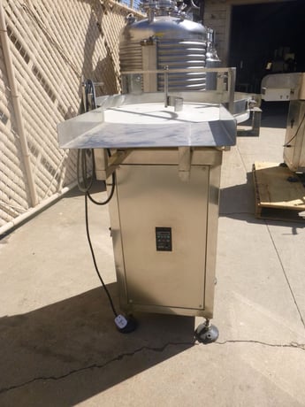 shanghai, Accumulation Table, PET, Stainless Steel frame, 36" infeed, 1.37 HP, 220V, 1725 RPM - Image 2