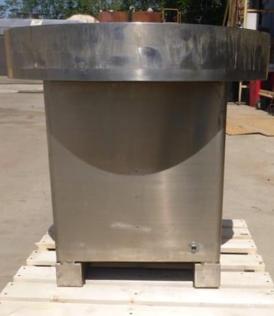 31" width Accumulation Table, Stainless Steel, 2.5" guide rails, 30" feed height, 0.152 HP, 24V, 600 RPM - Image 2