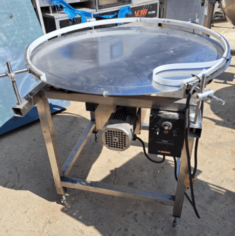 36" width Accumulation Table, Stainless Steel, 0.33 HP, 230/460V, Vari-Speed - Image 1