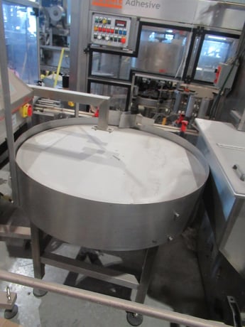 42" width Accumulation Table, Stainless Steel, 2" Raised Edges, 0.17 HP, 1725 RPM - Image 2