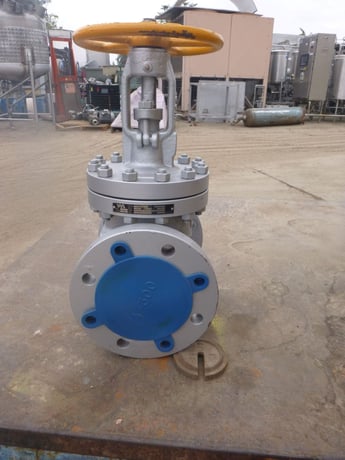 4" Stem & Yoke #Class-300, Gate Valve, Carbon Steel, 740 psi @ 100 deg. F, 410 psi @ 800 deg. F, 2019 - Image 2