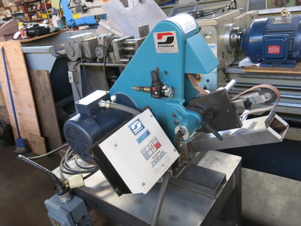 2" Dynabrade #64902, variable speed versatility grinder, 50/60 Hz, 22" H x 33" L, 2000-8000 SFPM - Image 1