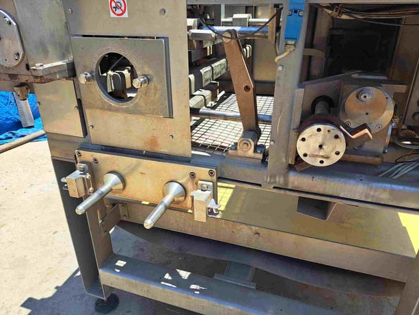 Toresani #MRT-540, Ravioli Pasta Machine, 140 strokes/min. for ravioli, 120 strokes/min. for cappelletti - Image 7