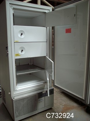 Baxter Scientific #SSU1786ABA, Cryo Fridge, (5) 23" width x 24" D x 10" T compartment, (4) shelves per - Image 3