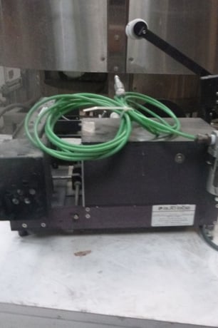Auto Labe #550, Semi-Automatic Pressure Sensitive Wrap Around Labeler, 3/8"-4" diameter Label capacity, 5" - Image 4
