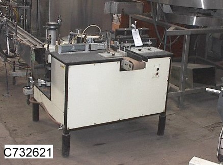 Avery #371, Pressure Sensitive Labeler, adjustable up to 4" diameter Bottles & up to 4.5" tall Labels - Image 1