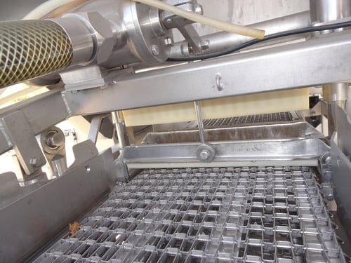 Brine Needle Injector, 14" width x 6.5' L Stainless Steel chain belt conveyor w/triangular shaped picks, (5) - Image 7