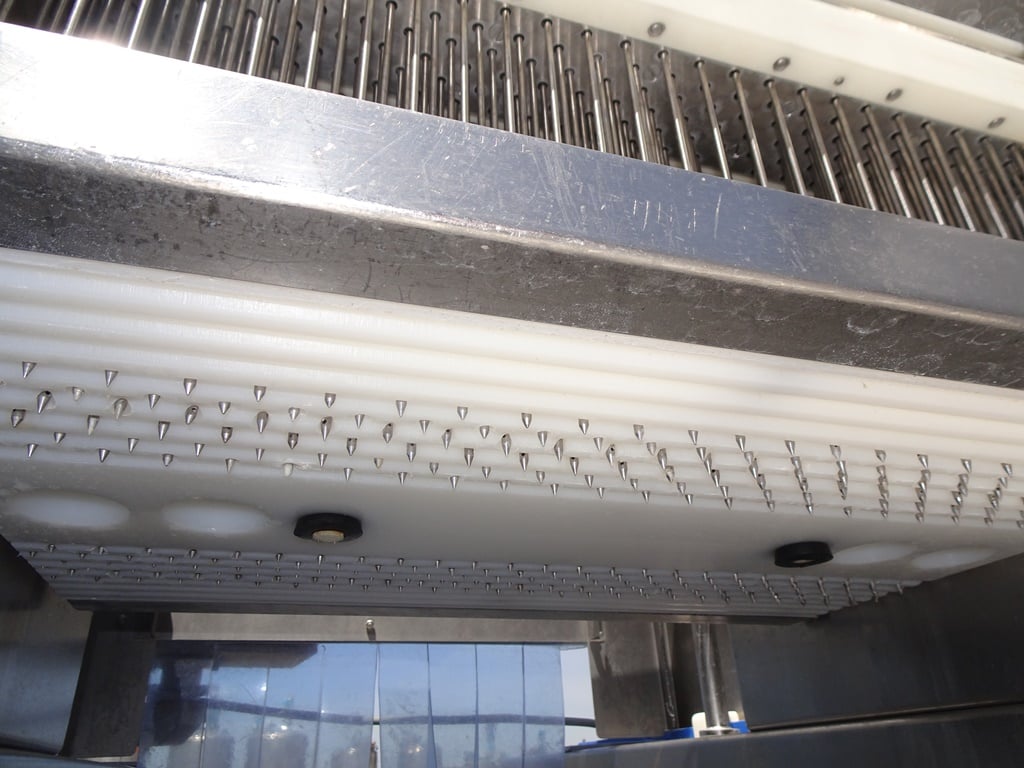 Wolf-Tec #N306, Brine Needle Injector, 24" width feed w/(16) bottom rows, 77" L table/conveyor, two sections - Image 7