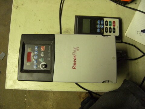 7.5 HP Allen-Bradley, Powerflex 70, AC drive, 480 Volts - Image 1