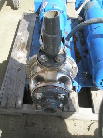 Goulds, Steel centrifugal pump, 5 HP, 2" inlet, 1" outlet, 5-9/16" impeller - Image 3