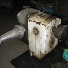 Crepaco #4R1, Carbon Steel positive displacement pump, 2.5" discharge, less drive - Image 2