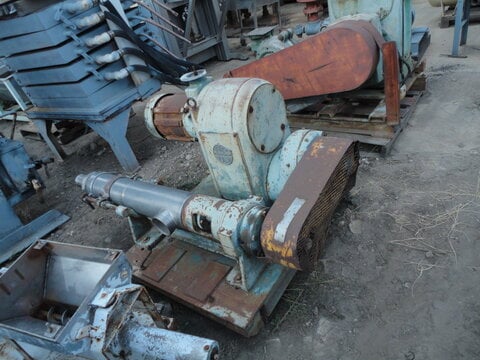 4" inlet x 3" outlet, Moyno, Stainless Steel pump, sanitary tri-clamps, 10 HP - Image 2