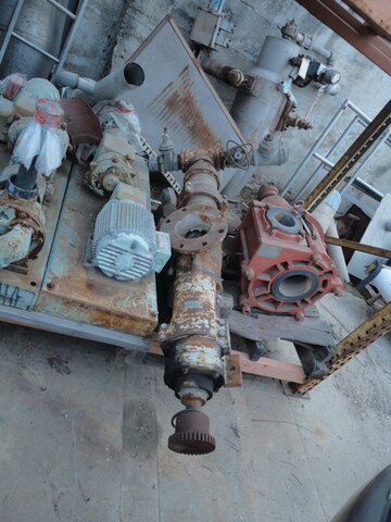 6" inlet x 6" outlet, Moyno, Carbon steel pump, less drive - Image 1