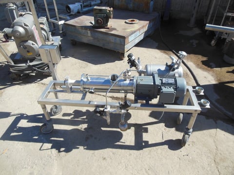 2.5" inlet x 2" outlet, Moyno, Stainless Steel progressive cavity pump w/rubber stator - Image 2