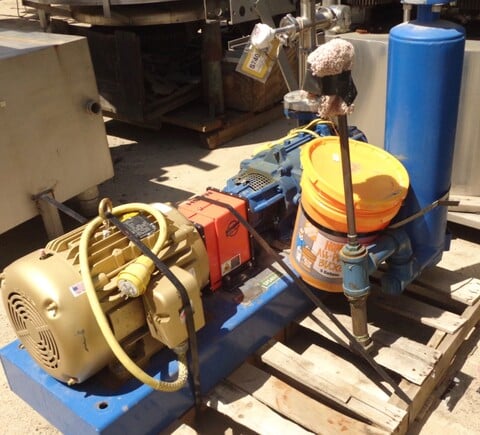 Nash #XL-45/7, VectraPak vacuum pump, 15 HP, includes silencer separator, 2013 - Image 2
