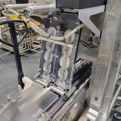 Alpha Brewing Operations 4 Head Filler, With Co2 Purge And Rinse Station Canning Line, 2018 - Image 4