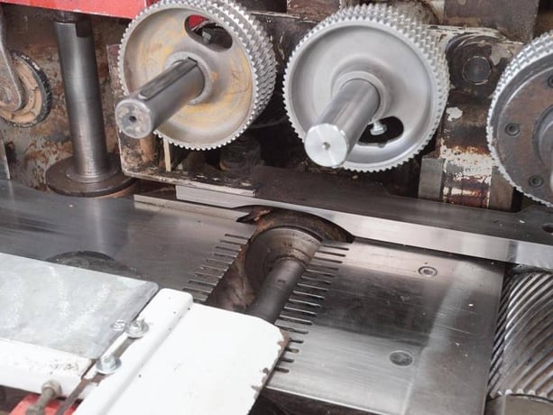 Weinig #Powermat-500, 6-head, feed-through moulder, 9-1/16" x 4-3/4" working capacity, 1-9/16" spindle - Image 5
