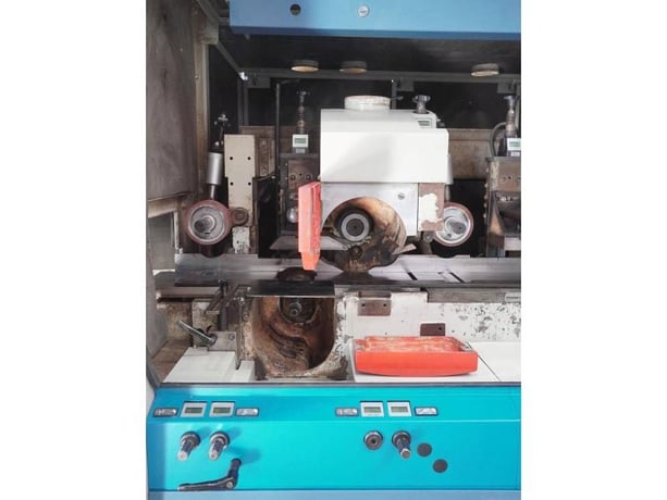 Weinig #Powermat-500, 6-head, feed-through moulder, 9-1/16" x 4-3/4" working capacity, 1-9/16" spindle - Image 8