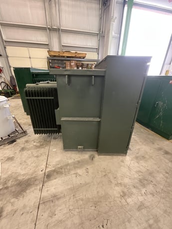 750 KVA 34500Y/19920 Primary, 220Y/127 Secondary, 3 phase, Padmount Transformer - Image 2