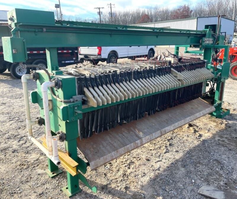 24" x 24 Netzsch #630-45, recessed polypropylene filter press, 44 chamber, 2 end plates - Image 2