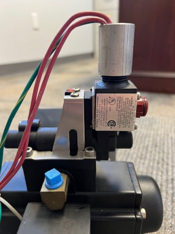 1/2" Keystone #79U-003U-A060-A00, pneumatic actuator, valve & switch - Image 5