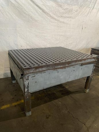 5' x 5' Acorn, welding table, x 40" height, w/ stand - Image 2