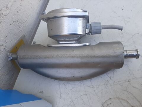 Endress & Hauser, Flowmeter, Stainless Steel, K-Factor 1.9519/9, 3/8" Tri Clamp, -58 to 392°F - Image 3