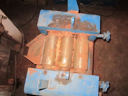3.75" x 8" Other, 3 roll Mill, manual adjustment, water cooled, less motor - Image 5