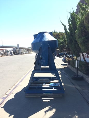 20 cu.ft. Conical Mixer, Carbon Steel, 44" diameter x 12" straight side, Internsifier Bar, 5 HP, 220/440V - Image 3