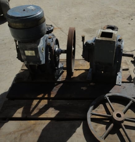 14" x 12" Welch, Rotary Vane Vacuum Pump, 2 stage, 150 HP - Image 2