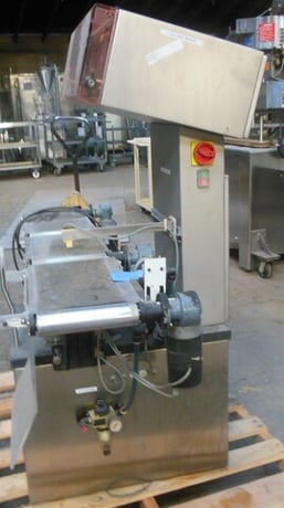 Garvens #SL-3PM, Self-Acting Checkweigher, 3.3 lb., 8" width x 48" L conveyor, 220 V, 1998 - Image 2
