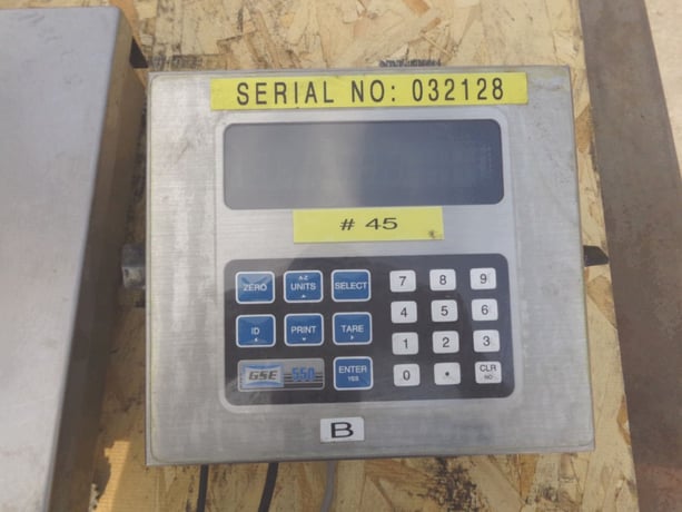GSE Scale Systems #550, Programmable Scale, digital weight indicator, 13-3/4" x 12-1/4" S/S Platform - Image 1