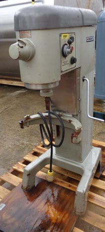 Hobart #D330, Dough Mixer, 30 Quart, 3/4 HP, 208-230V, 3-Speed - Image 1