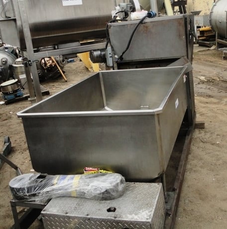 Topos Mondial #U20, doug Pump, 6" Inlet x 4" Outlet, 60" x 42" x 30" deep hopper, 6" diameter x 7' L auger - Image 4