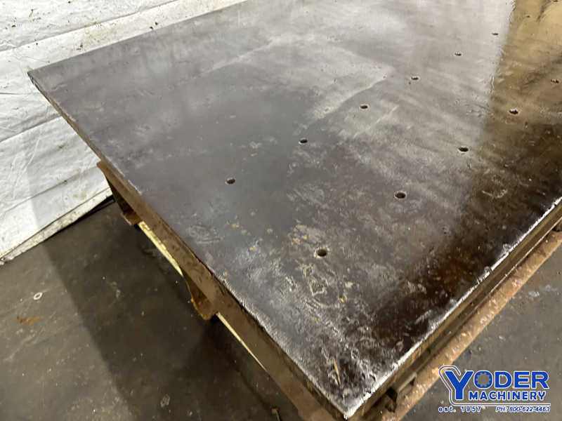 8.6' L x 5.6' width x 2" thickness Steel welding table, 12" H - Image 4