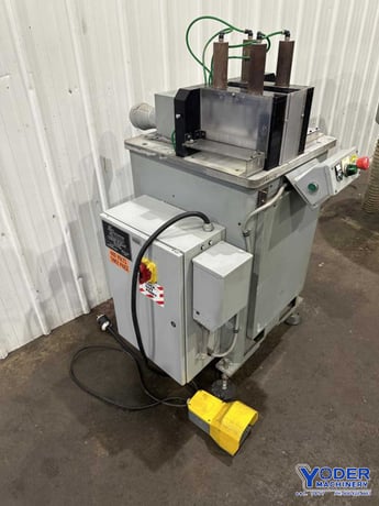 18" Kent #Upcut, cold saw, pneumatic clamps, 22" x11" table area, 5 HP, electric foot pedal - Image 9