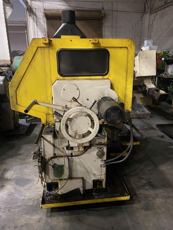 Cincinnati No. Cinco-15, centerless grinder, 0-3" dia., 20" grinding wheel, 12" regulating wheel - Image 3