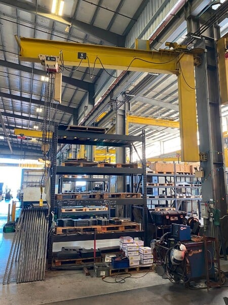 5 Ton, Jib Crane, wall (cantilever) mount, 20' span, with motor driven rotation and Coffing electric chain - Image 1