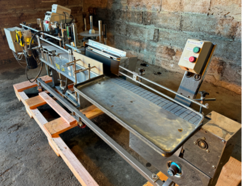 Combustion Engineering King #LH6, Wrap Around Pressure Sensitive Labeler, 6" max label height, 2003 - Image 1